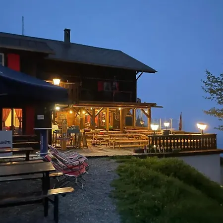 Berg-pension Battagliahutte Churwalden